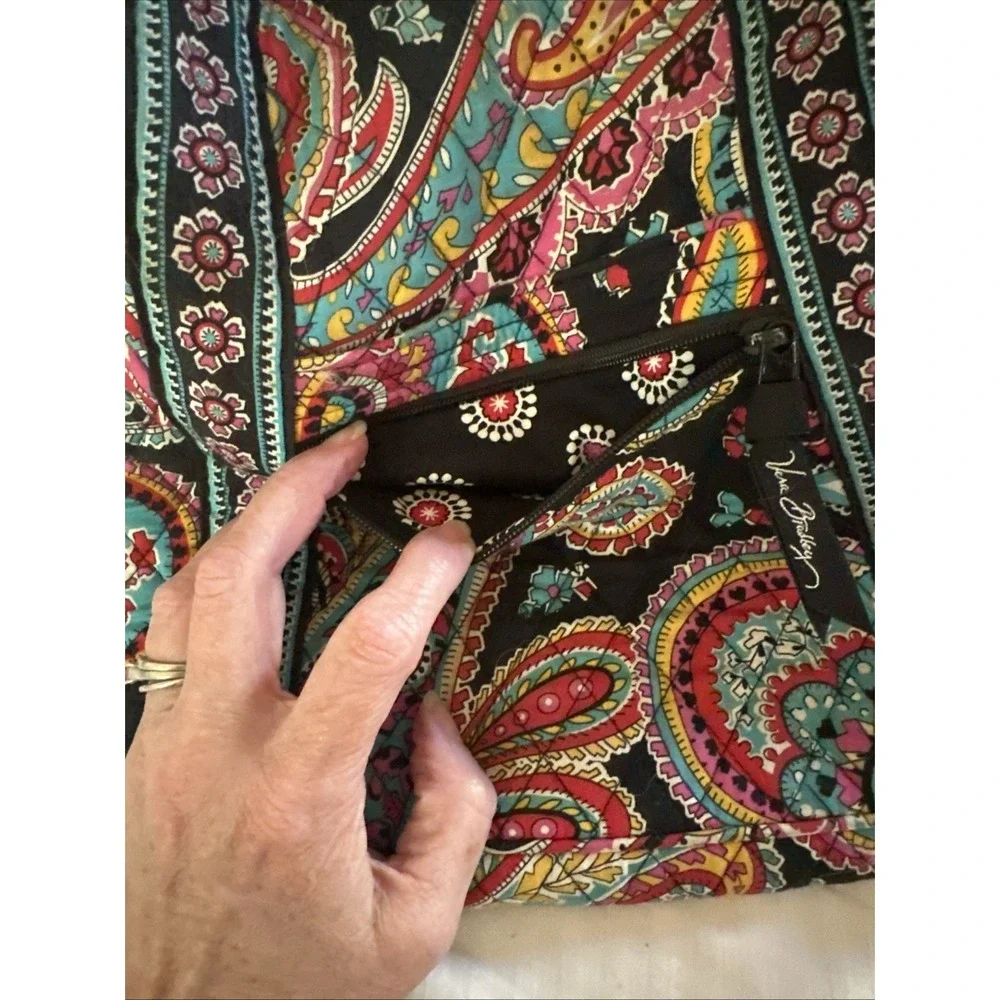 vera bradley crossbody Bag Vibrant Quilted Parisian Paisley pattern Retired